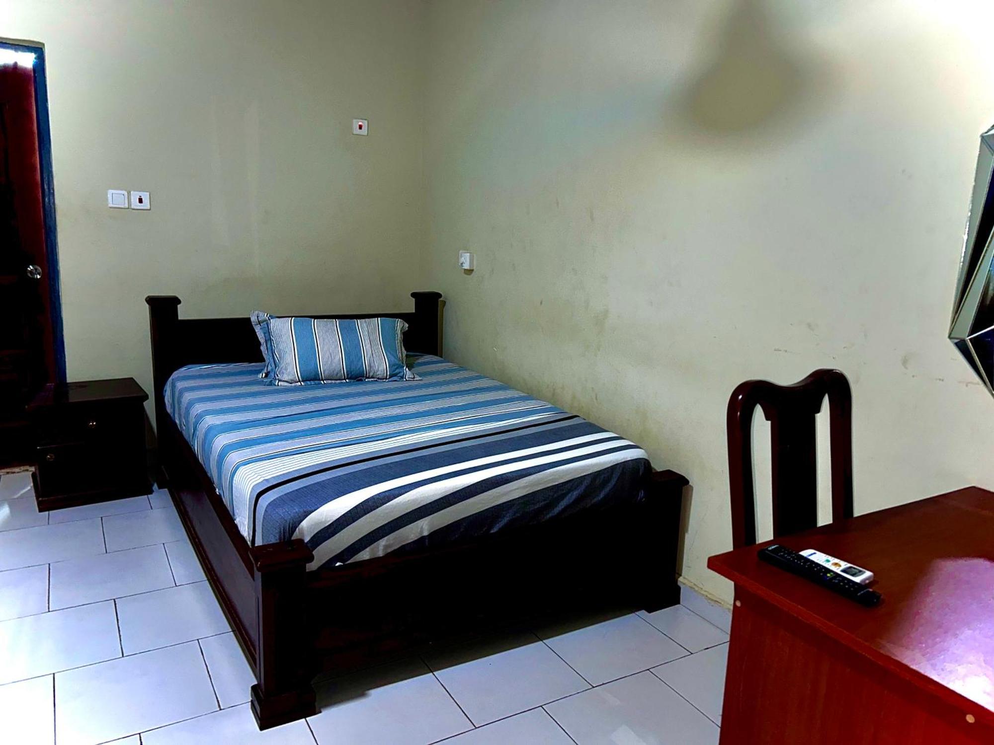 Jessie Hotel Adenta ภายนอก รูปภาพ