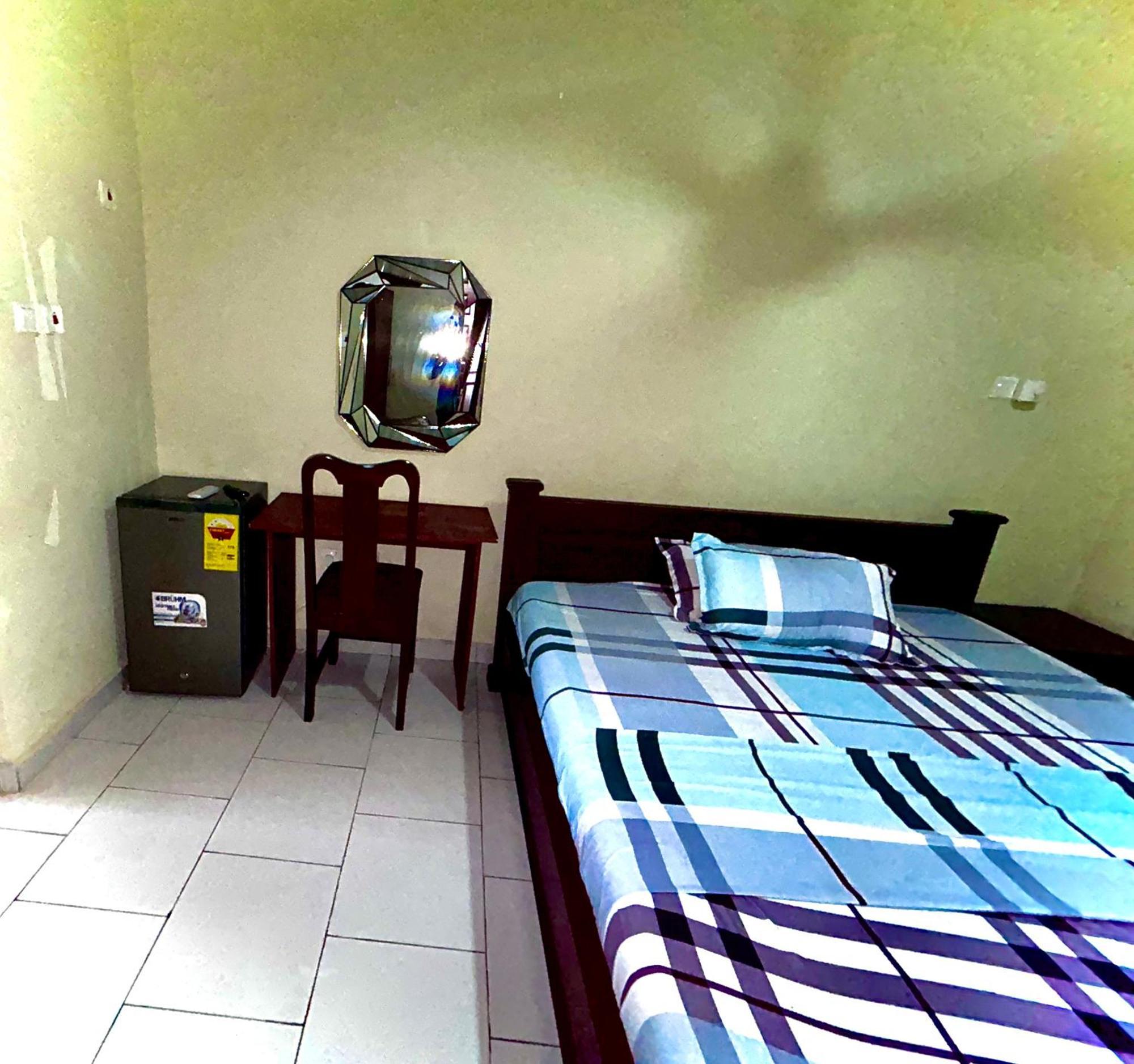 Jessie Hotel Adenta ภายนอก รูปภาพ